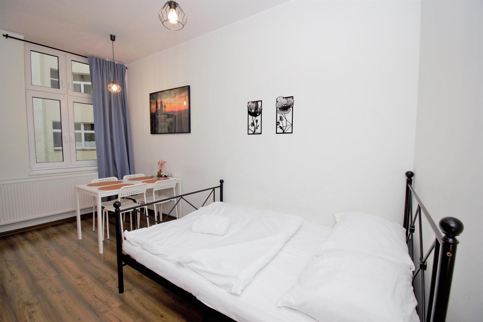 Roomspoznan Pl - Apartamenty I Pokoje Polwiejska 20 - 24H Self Check-In 외부 사진